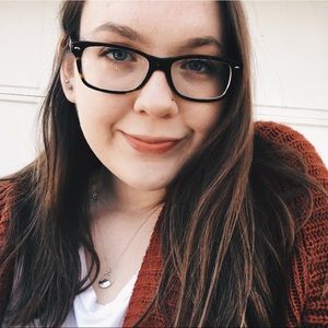 Meet your Posher, Delaney